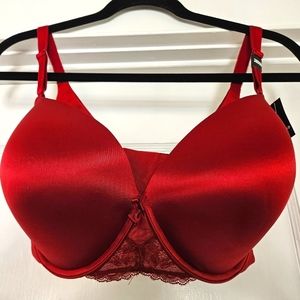 Torrid curve 360 degree smoothing push-up tshirt bra in burgundy